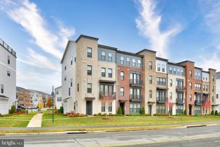 43330 Farringdon Sq - Photo 1 of 1