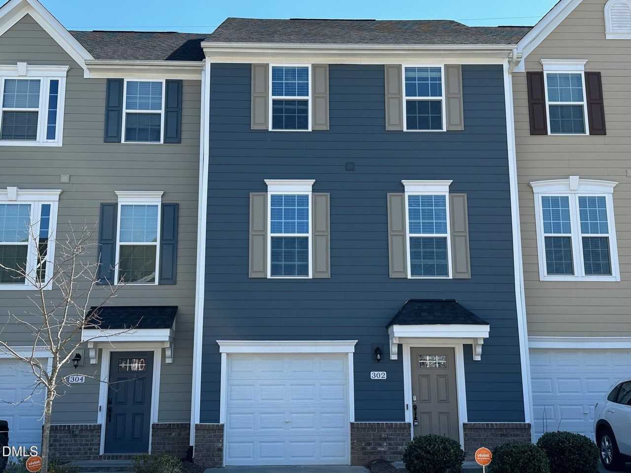 302 Brier Summit Pl - Photo 3 of 22