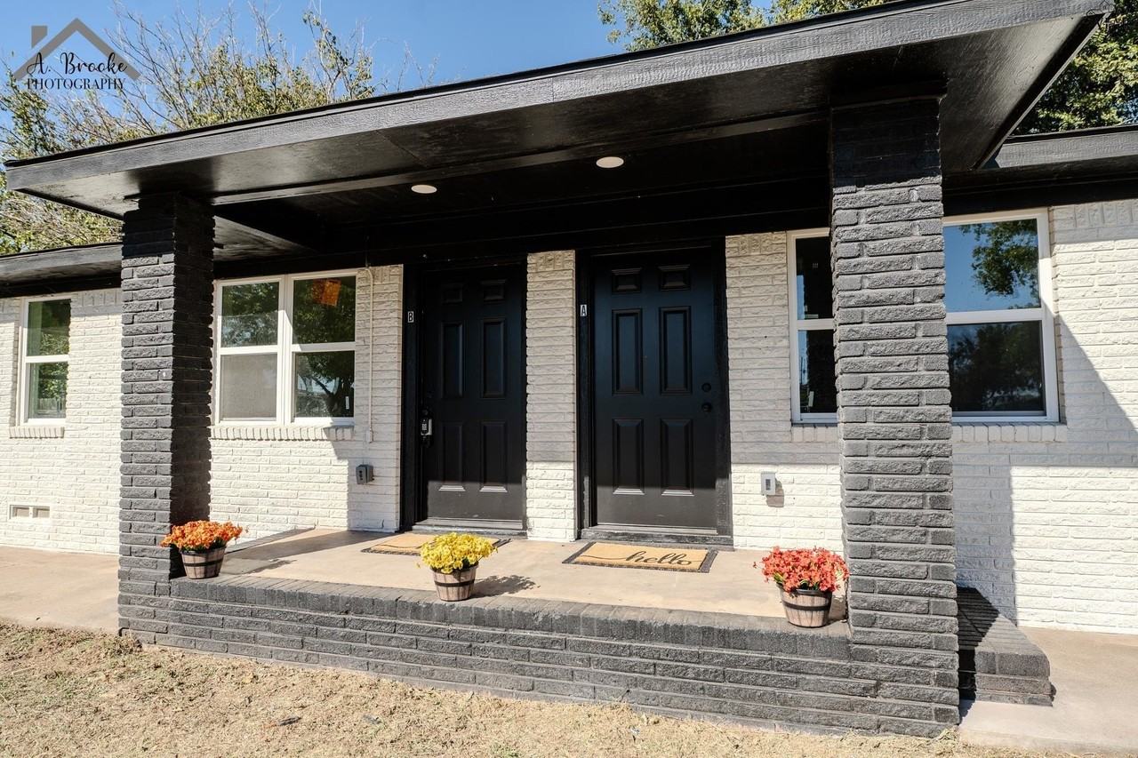 103 Margaret St - Photo 2 of 24