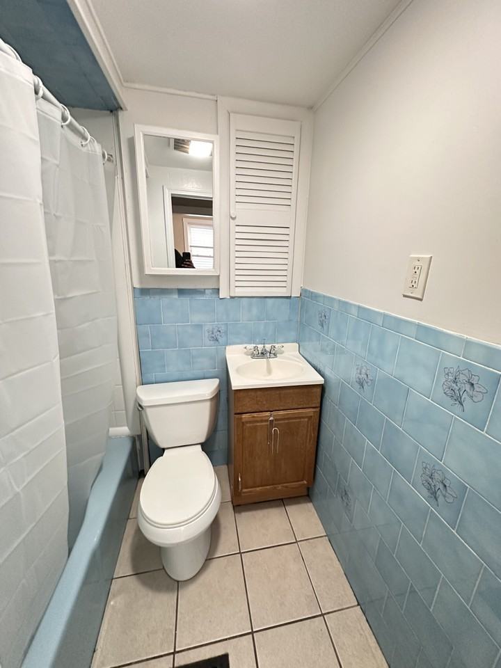 Clark Ave #1 - Photo 6 of 7