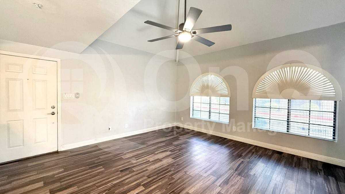 1211 N Miller Rd #149 - Photo 6 of 10