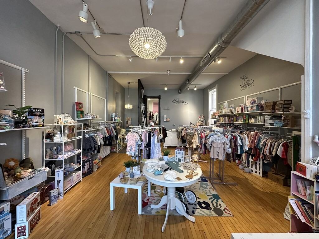 3422 North Lincoln Avenue - Photo 3 of 21