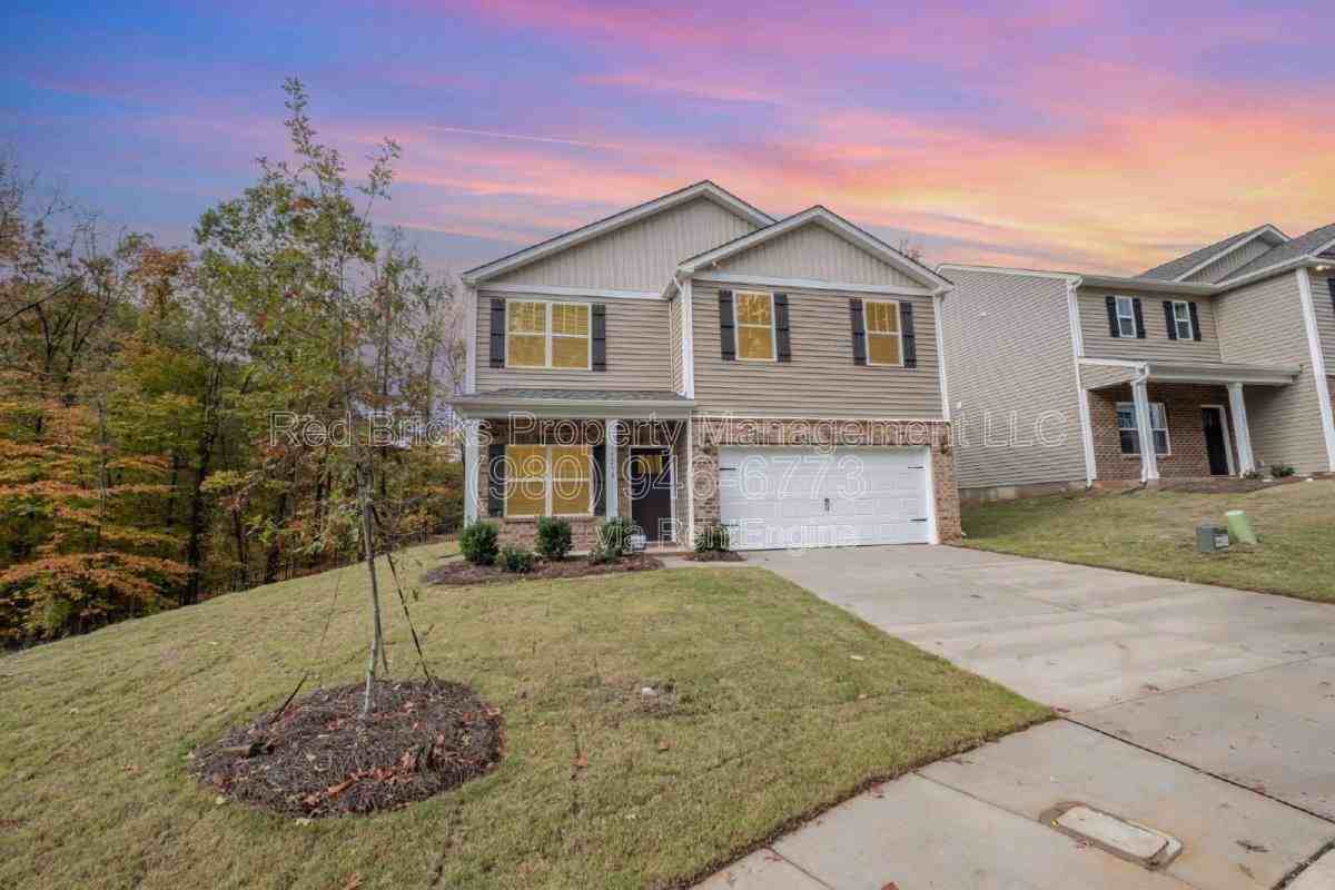 5250 Reedy Ridge Rd - Photo 3 of 10