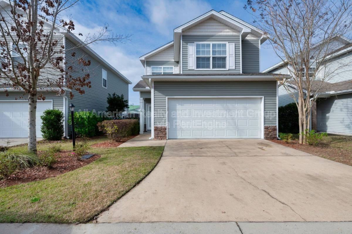 116 Matt Blvd - Photo 3 of 10