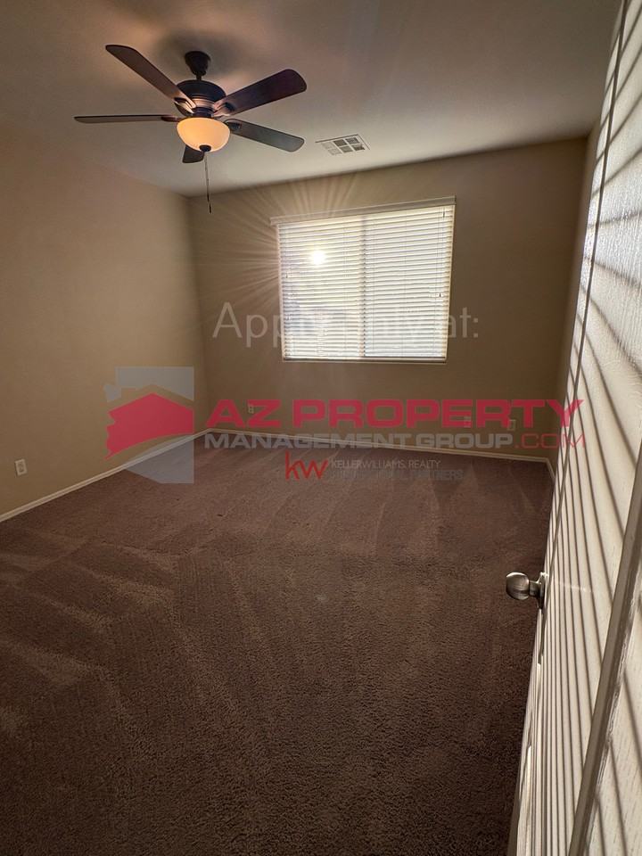 812 S 178th Ln - Photo 6 of 13