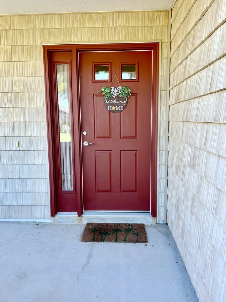 2192 Quinn Lane - Photo 2 of 24