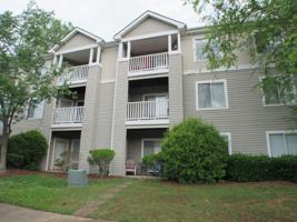 featured image of 1401 Collegiate Cir #104