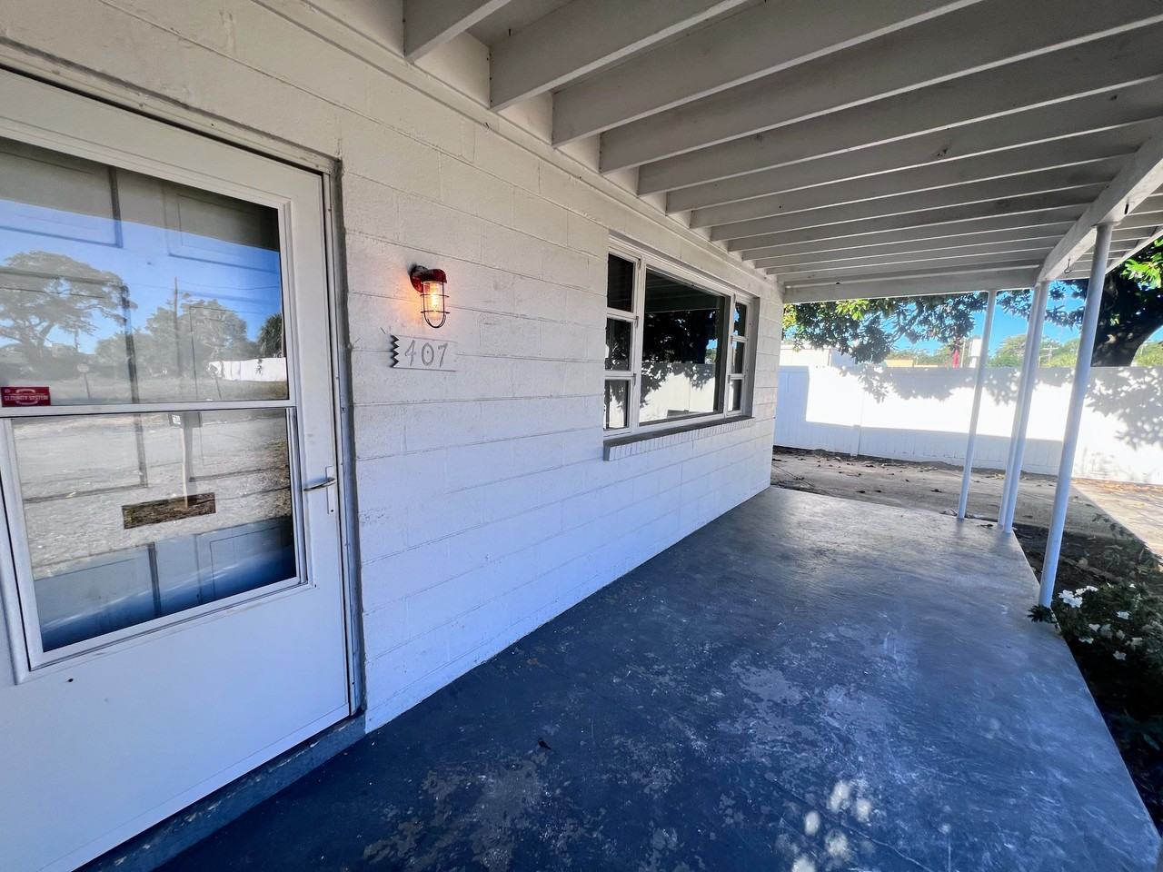 407 19th Ave N - Photo 3 of 29