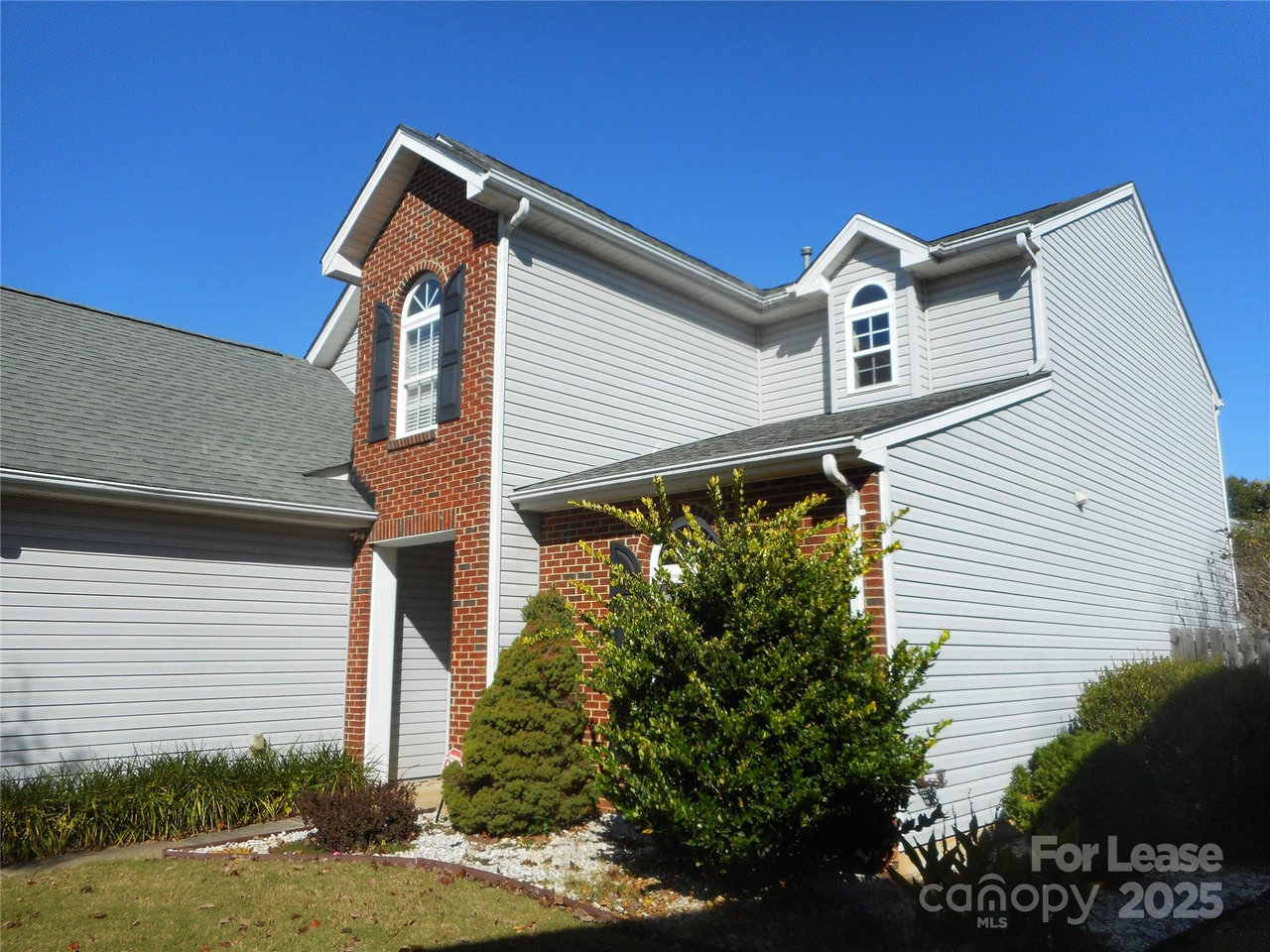 17207 Overstone Court - Photo 3 of 28