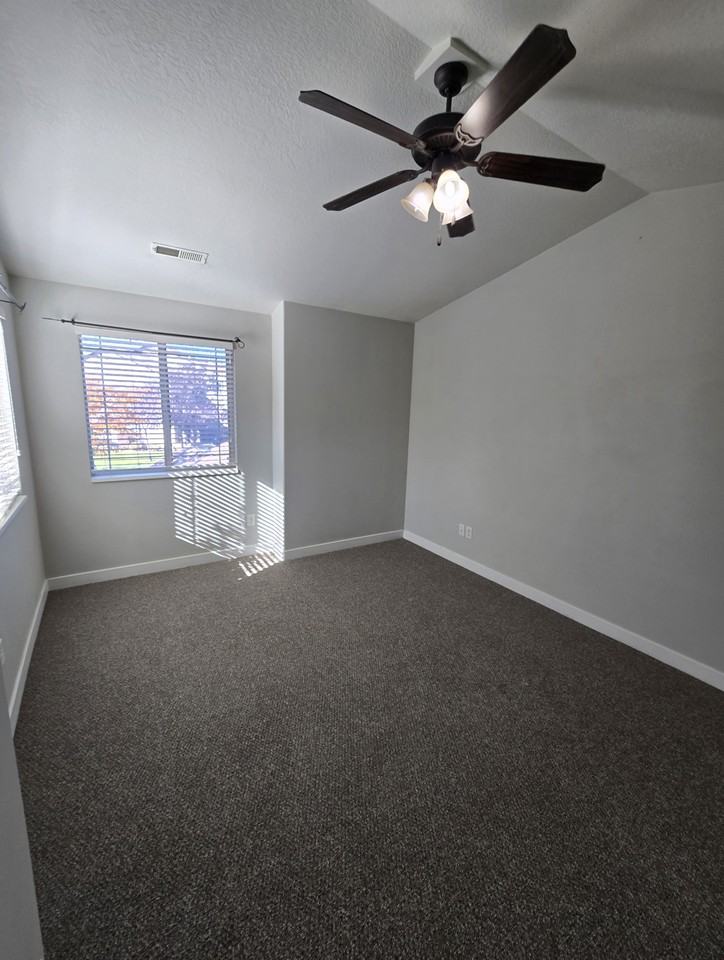 1650 Ne - Photo 6 of 11