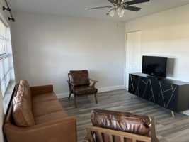 featured image of 413 Ne 24th Pl #413