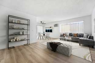 930 N Martel Ave - Photo 1 of 1