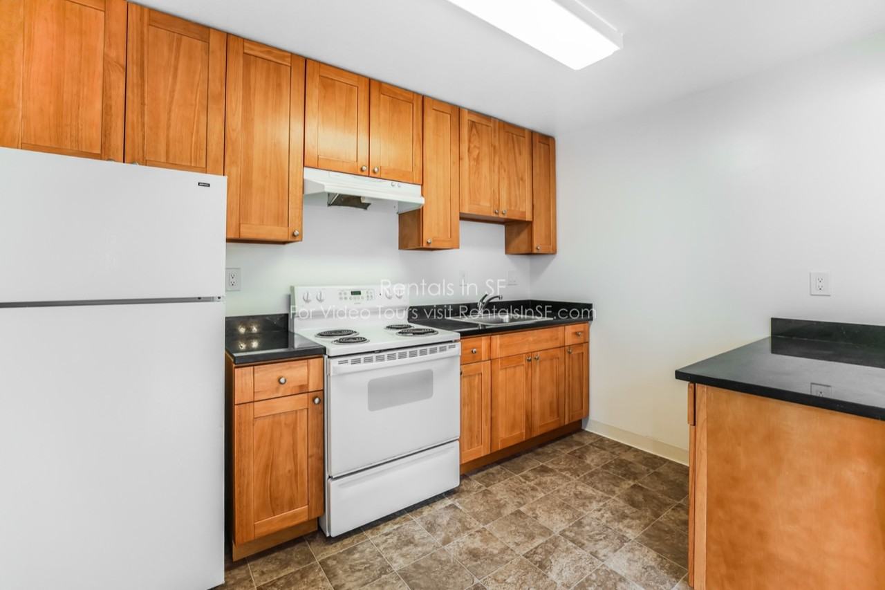 1710 19th Avenue #10 - Photo 5 of 13