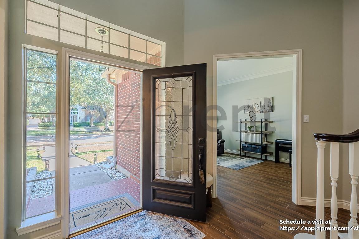 12503 Pierwood Court - Photo 5 of 37