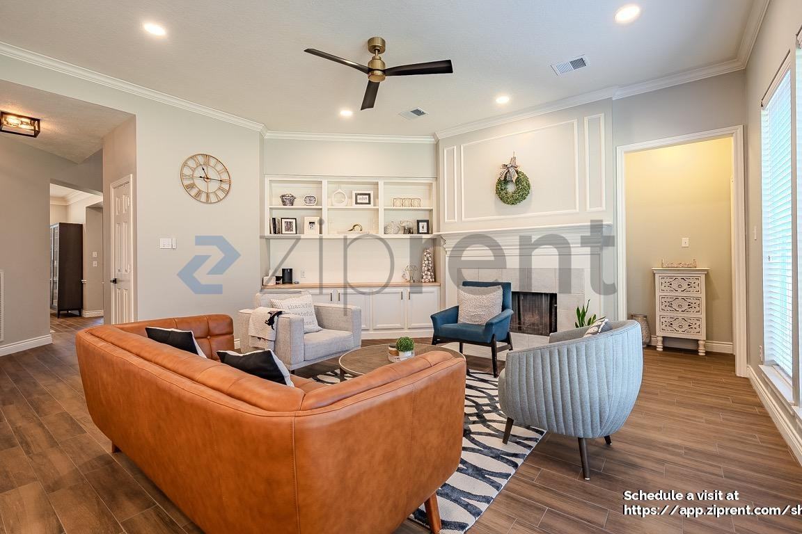 12503 Pierwood Court - Photo 7 of 37