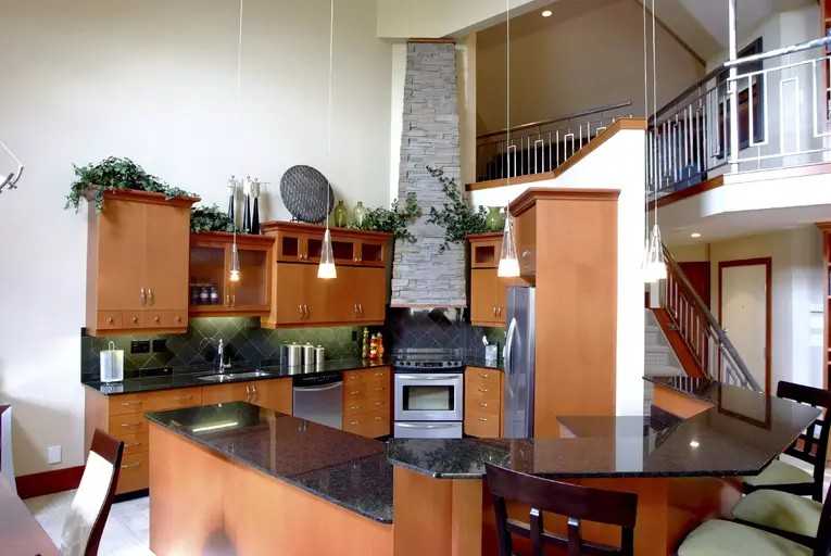 9707 105 Street NW #1402 - Photo 4 of 10