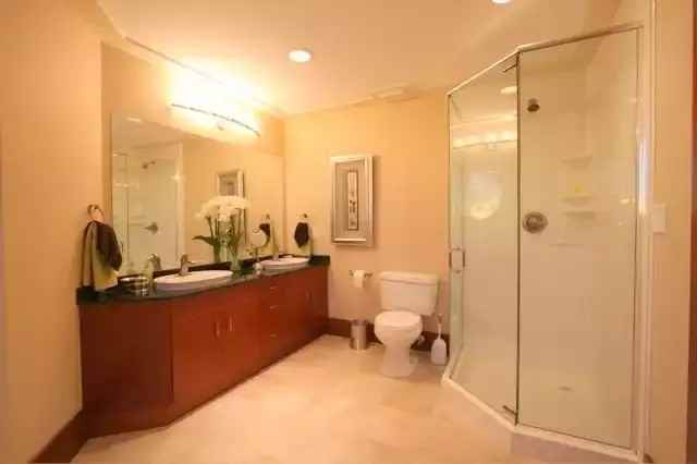 9707 105 Street NW #1402 - Photo 6 of 10