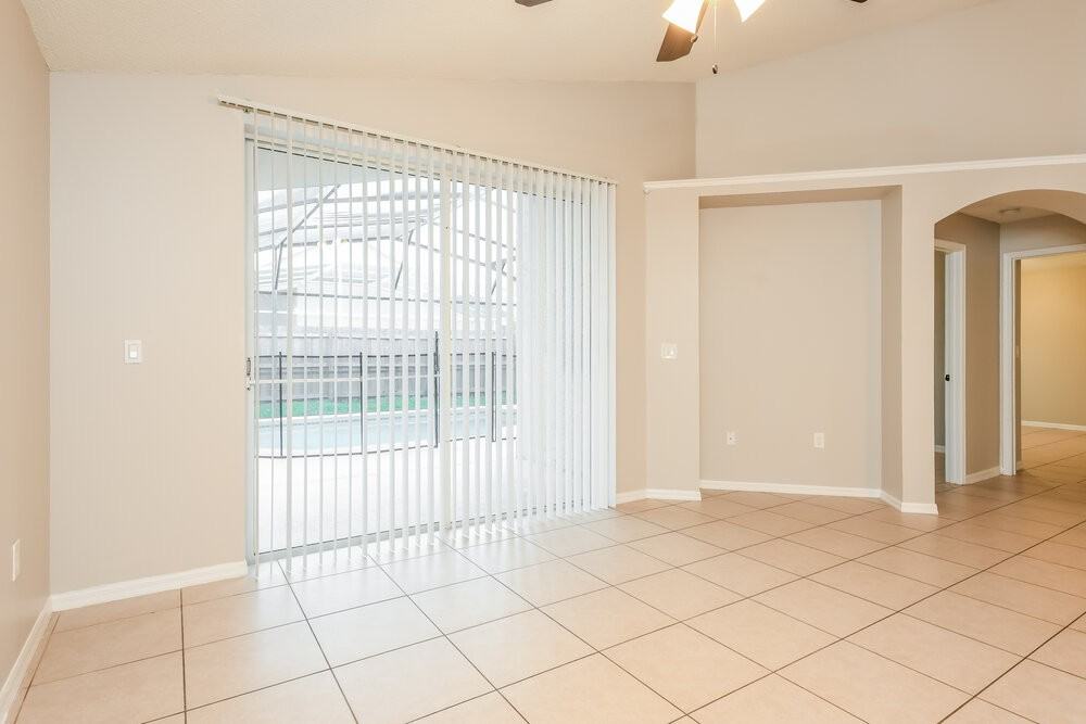 4643 Eagle Peak Dr - Photo 4 of 16