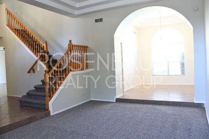 4632 Harwell Street - Photo 4 of 31