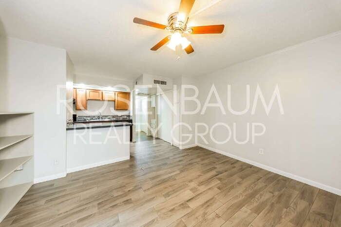 6320 North 16th Street #208 - Photo 5 of 17