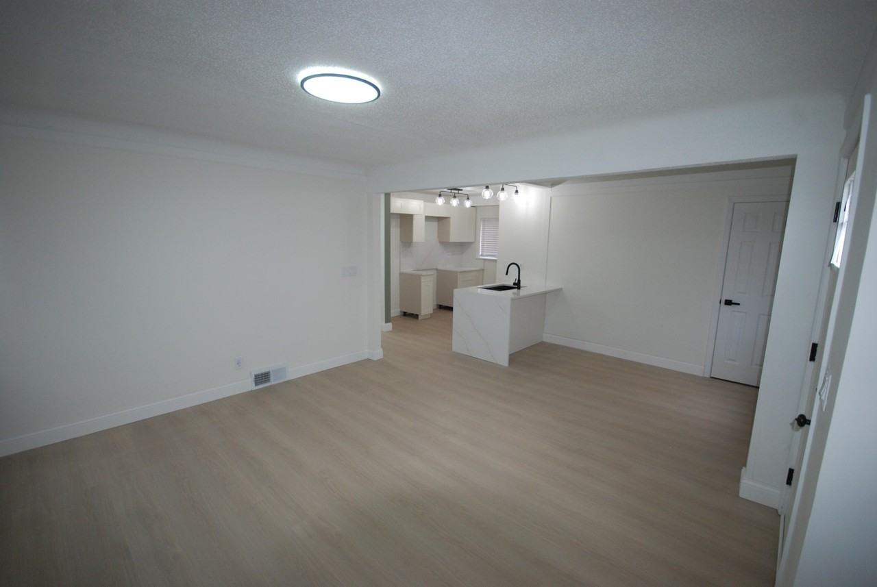 20532 Lesure St - Photo 3 of 20