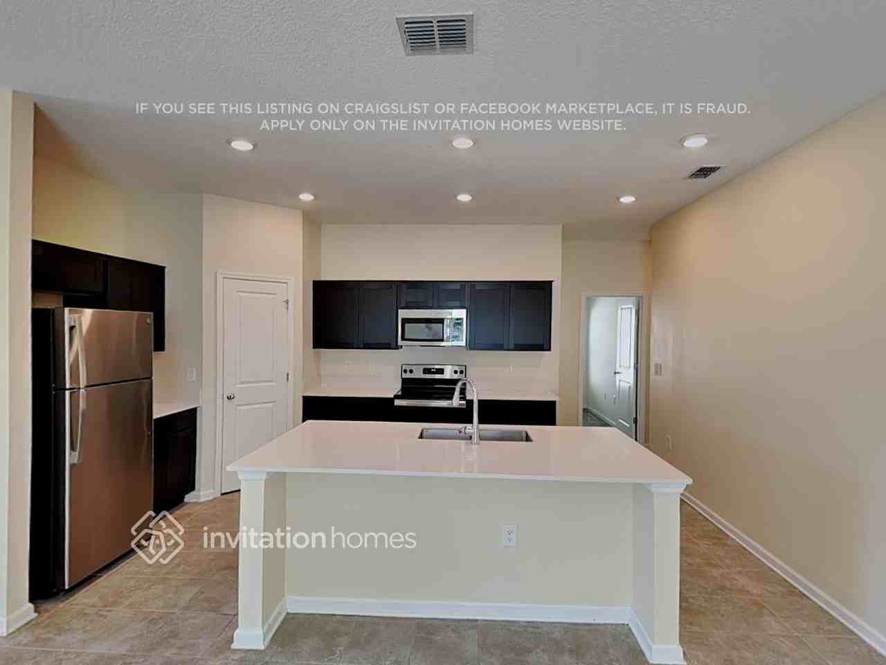 4430 Holstein Street - Photo 6 of 20