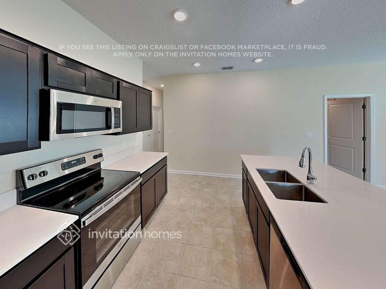 4430 Holstein Street - Photo 7 of 20