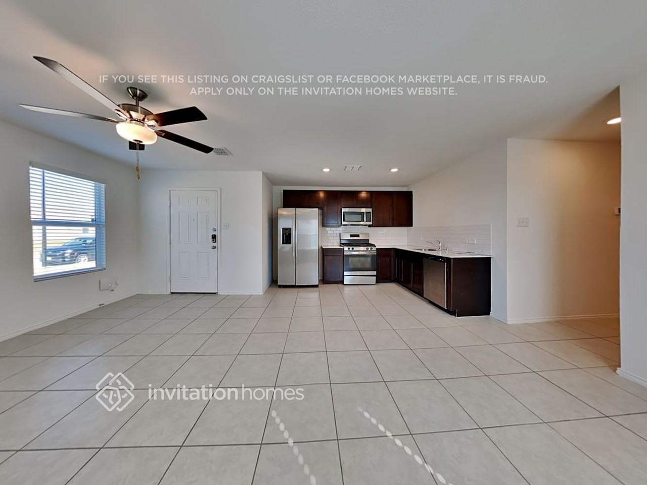 3028 Wallace Wells Ct - Photo 3 of 15