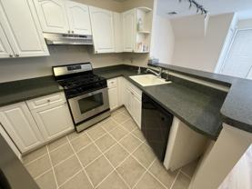 304 St Michaels Walk - Photo 1 of 1