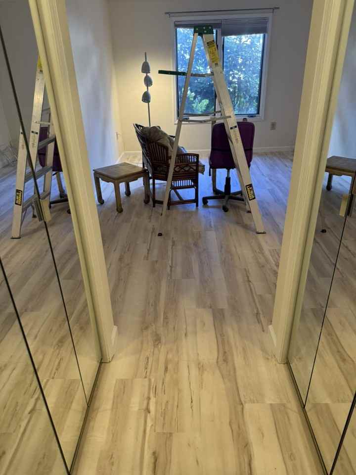 304 St Michaels Walk - Photo 4 of 20