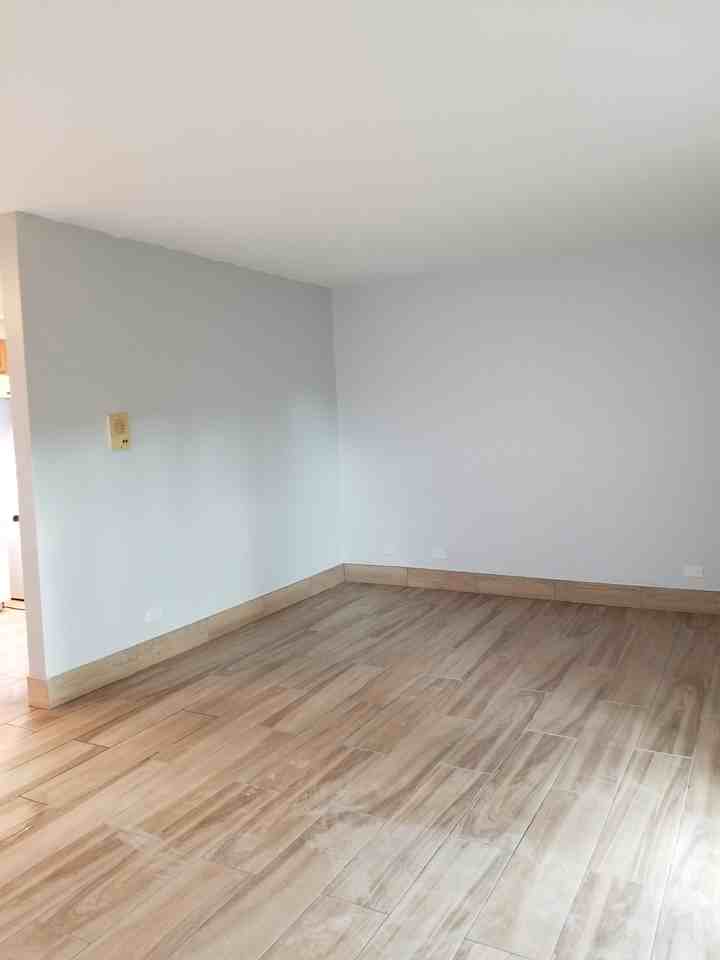 29W550 Country Ridge Drive #B - Photo 2 of 21