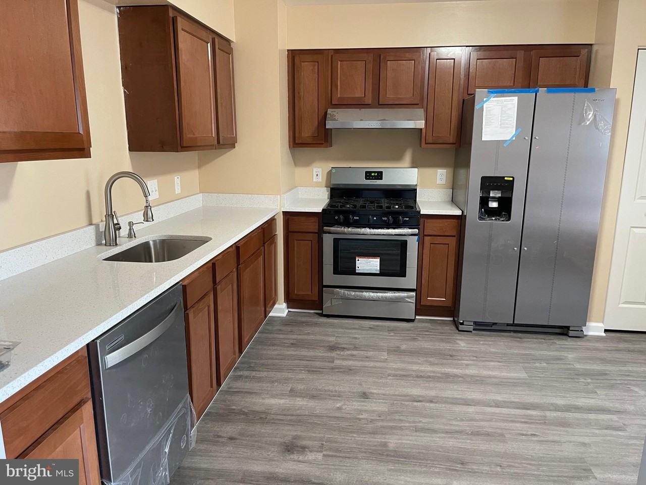 6605 Huntshire Drive - Photo 2 of 13