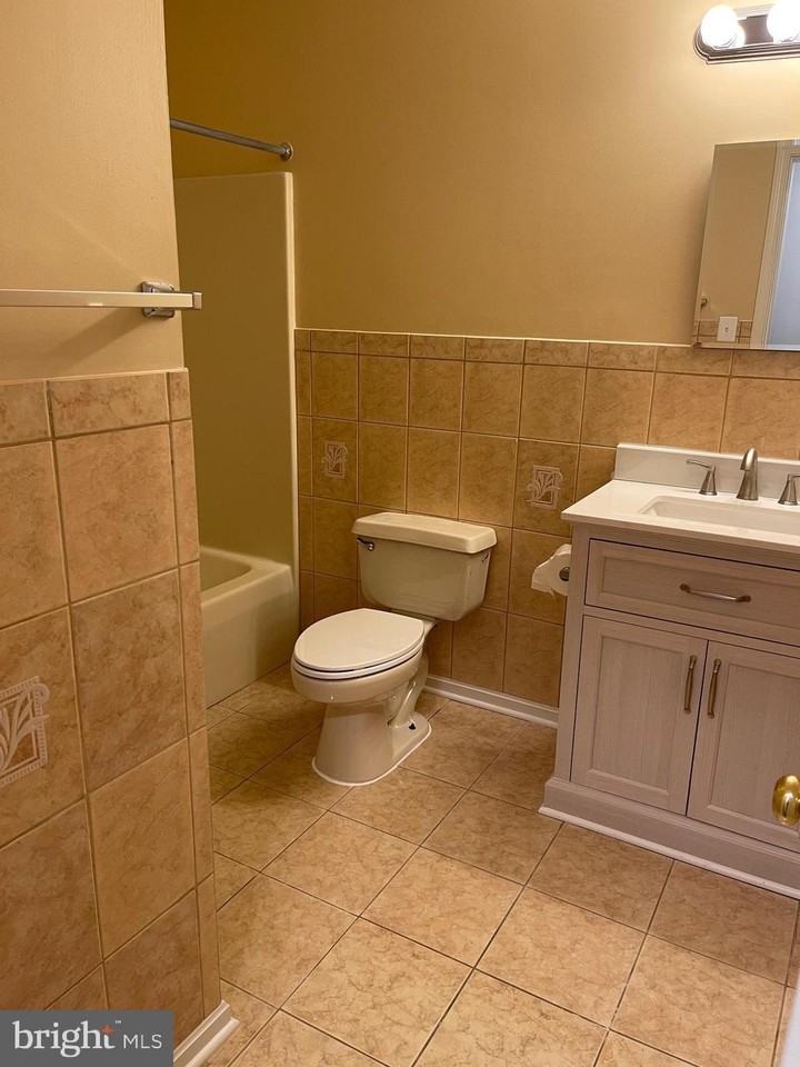 6605 Huntshire Drive - Photo 7 of 13