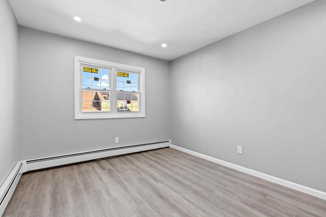 310 Lindell Boulevard #2 - Photo 3 of 27