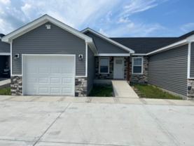 455 Stewart Ct - Photo 1 of 1