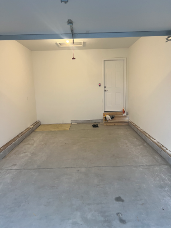 455 Stewart Ct - Photo 3 of 12