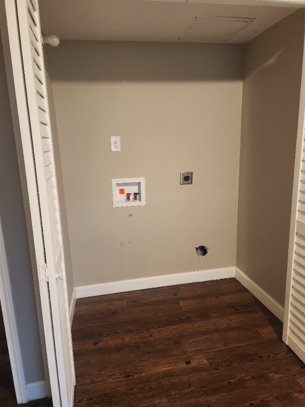 1411 Tangora Lane - Photo 4 of 18