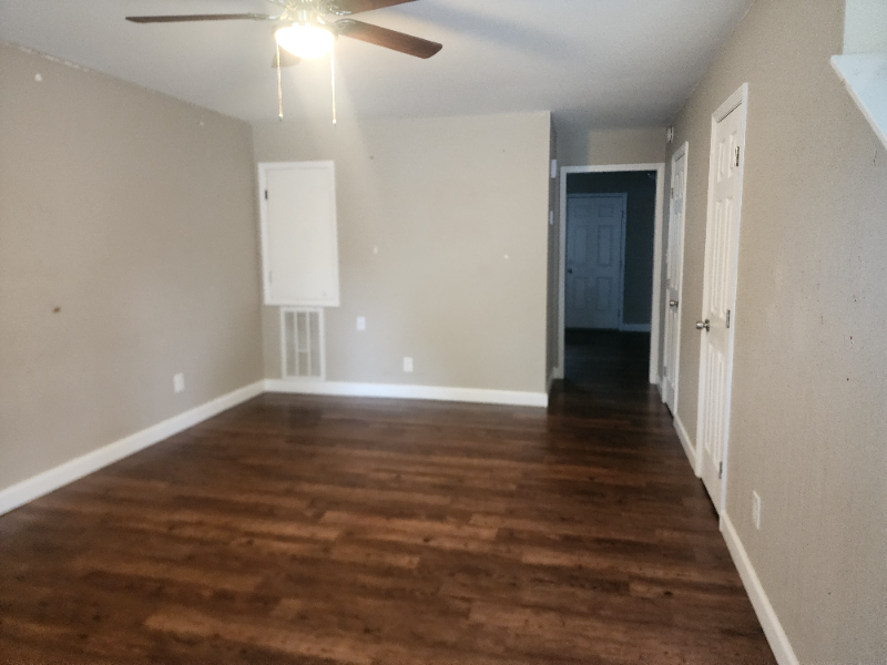 1411 Tangora Lane - Photo 5 of 18