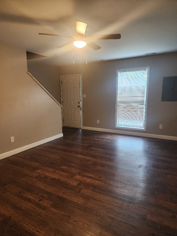 1411 Tangora Lane - Photo 6 of 18