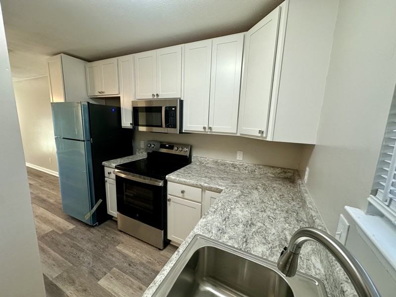 6307 Jack St - Photo 3 of 13