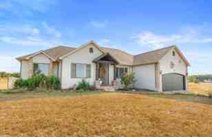 featured image of 710 Hilltop Vista Rd