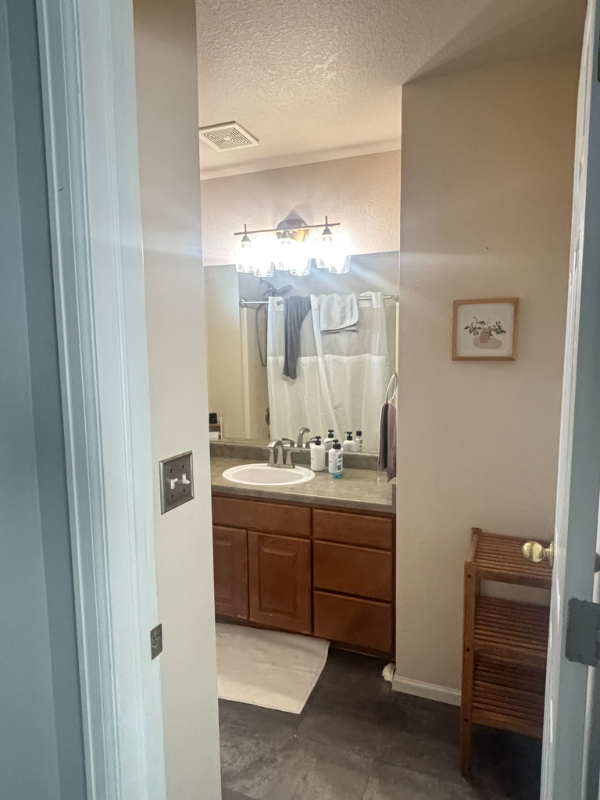 10144 Madison St - Photo 4 of 24