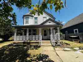 featured image of 615 Nw Arlington Ave