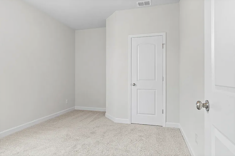 169 Stephanie Ct - Photo 5 of 20