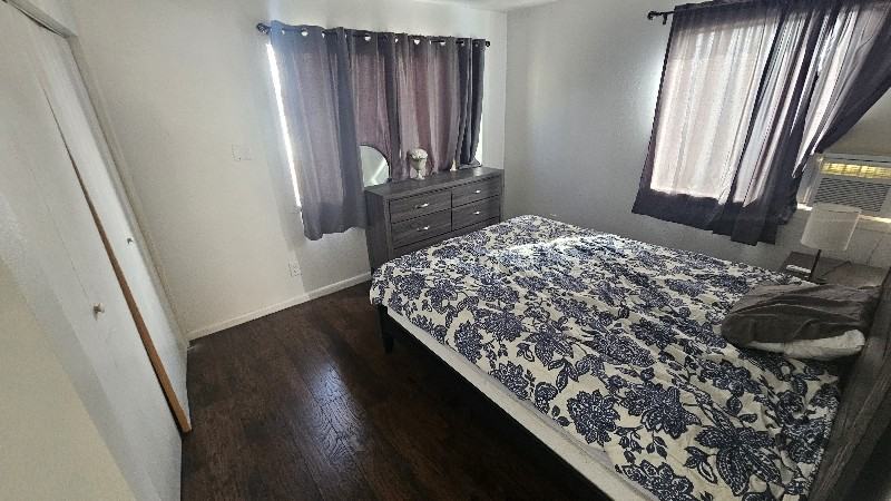 1219 Berkley Ave - Photo 6 of 10