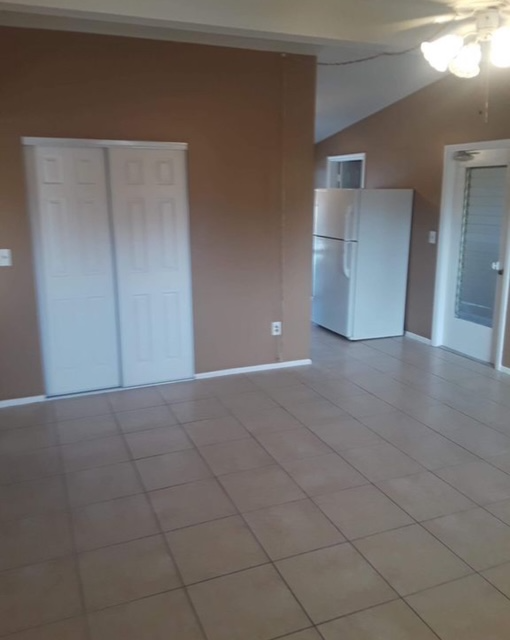 8005 Cristobal Ave - Photo 5 of 8