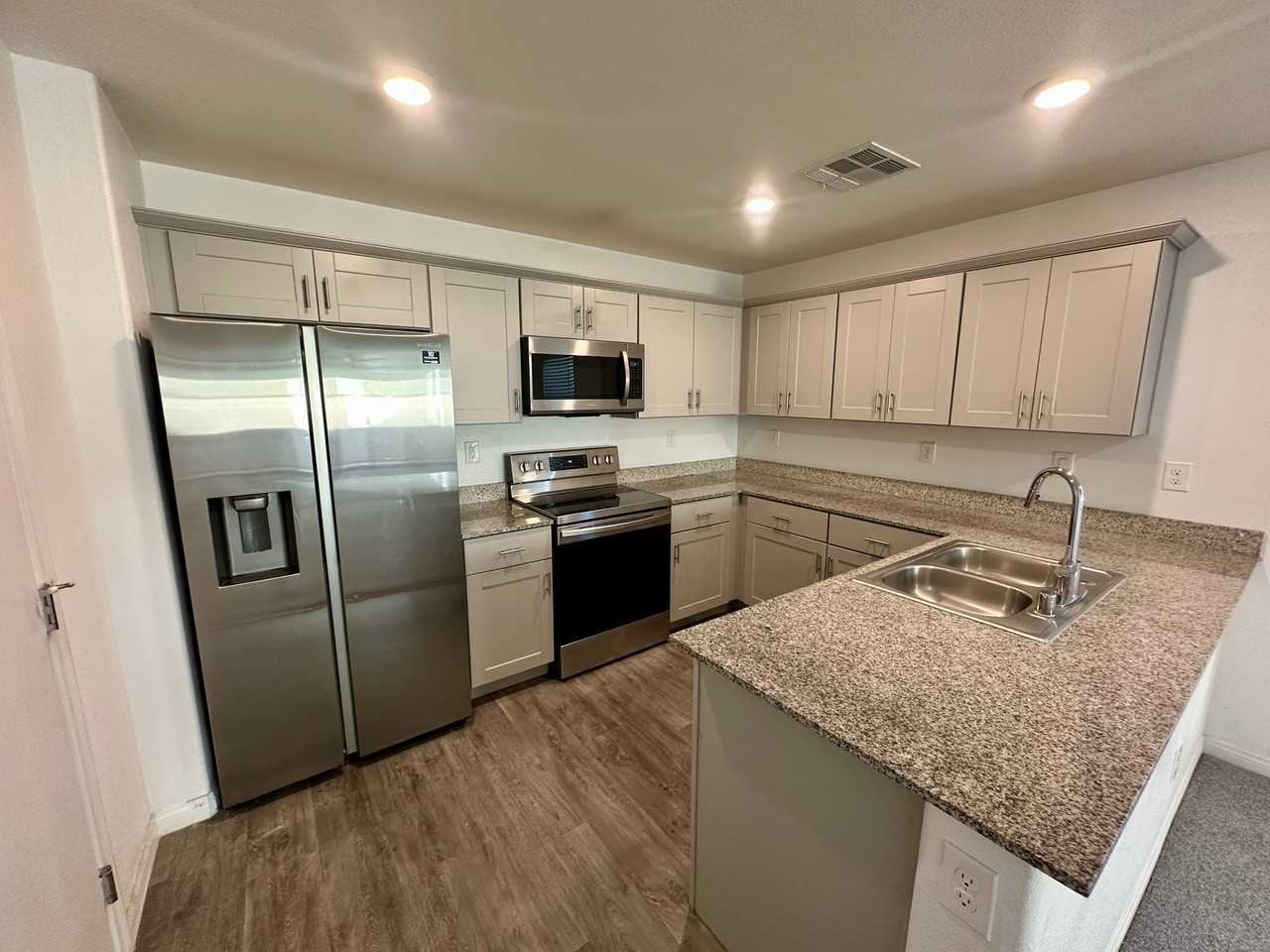 12107 Frost Lime Rd #1 - Photo 5 of 15