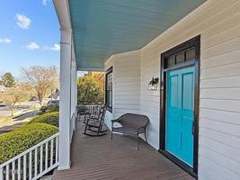 featured image of 208 Metcalf Street #300