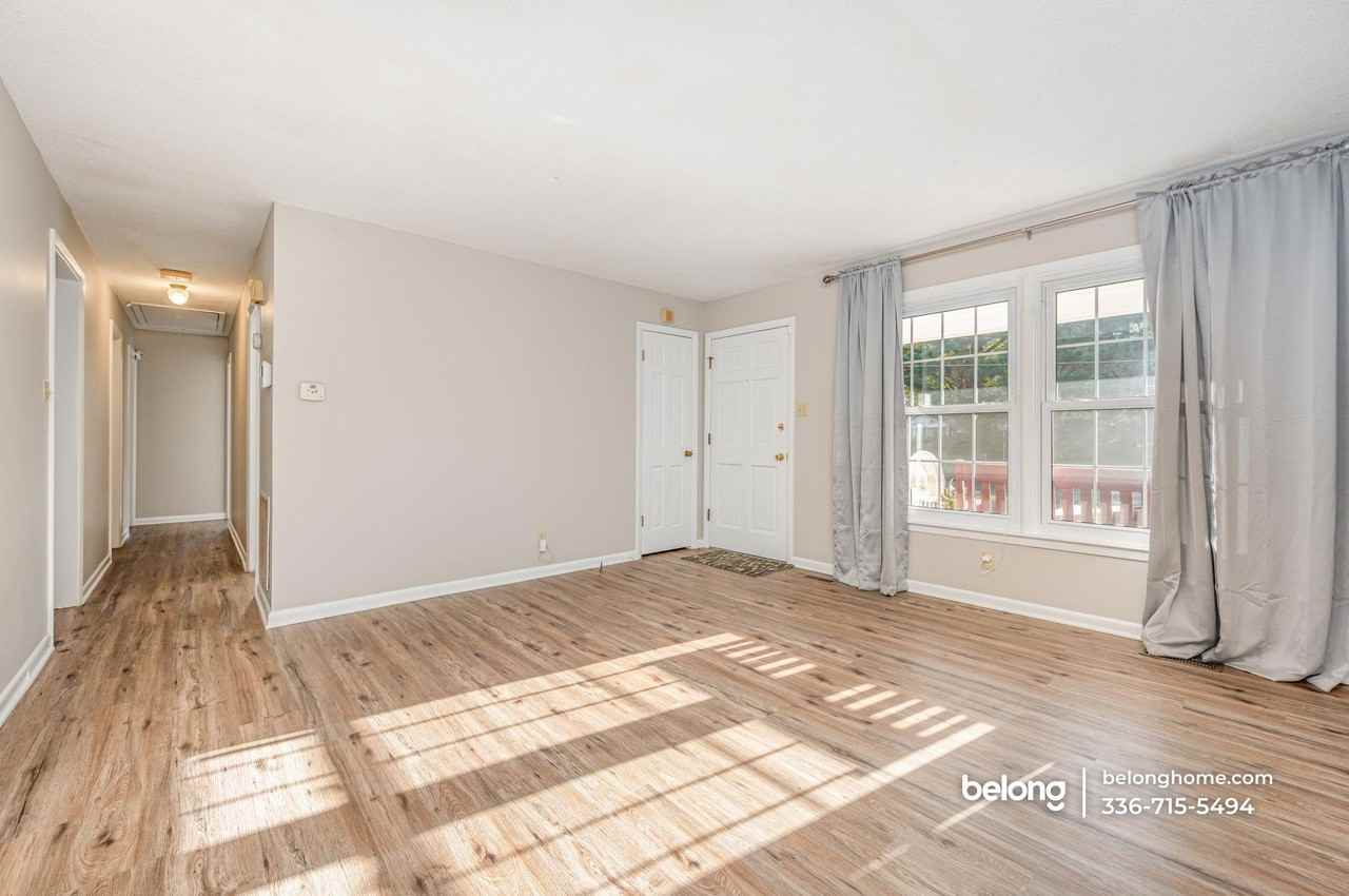 1808 Majestic Dr - Photo 3 of 18