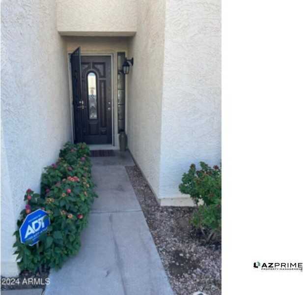 7811 E Park View Dr - Photo 3 of 12